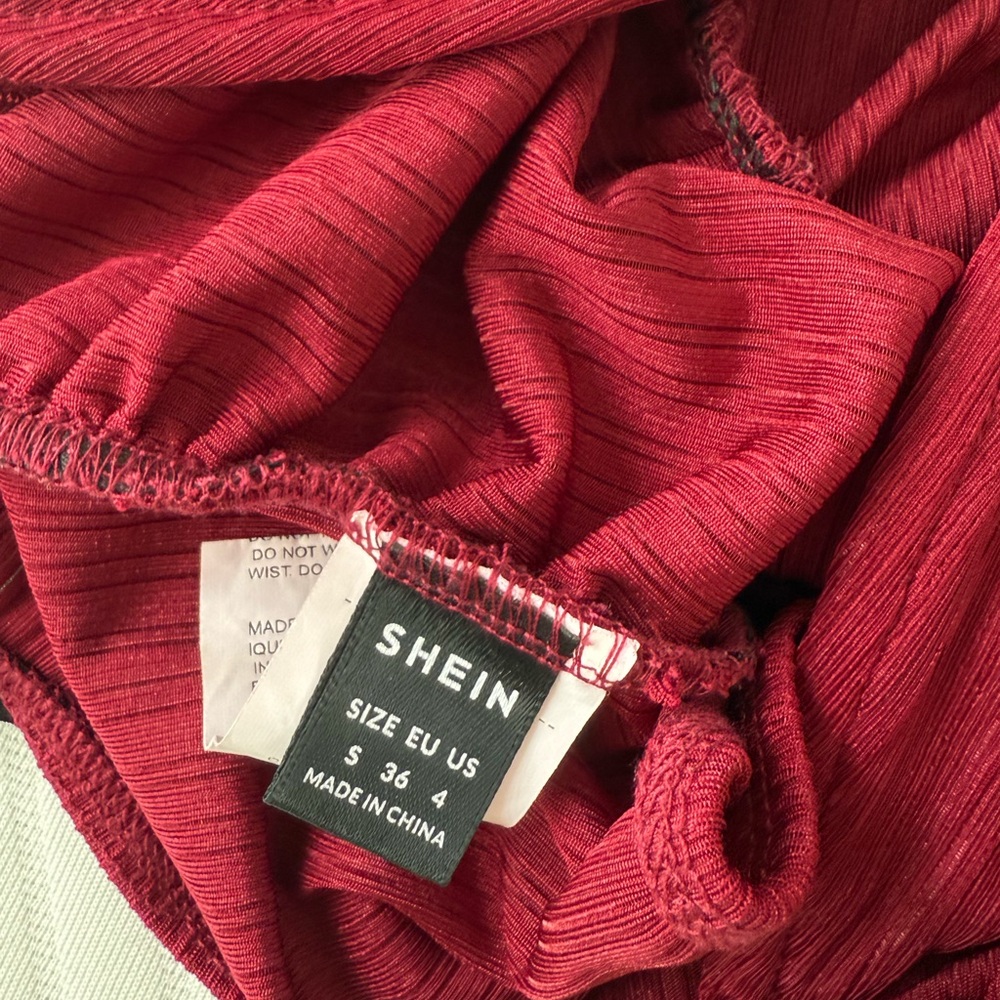 SHEIN Ribbed Red Top - Picture 6 of 6